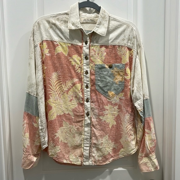 We the Free Free People Chasing Waves Button Down Shirt Top Sz XS - Picture 1 of 9